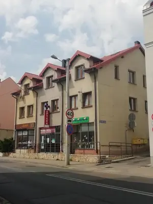 Budynek, w którym mieści się apartament