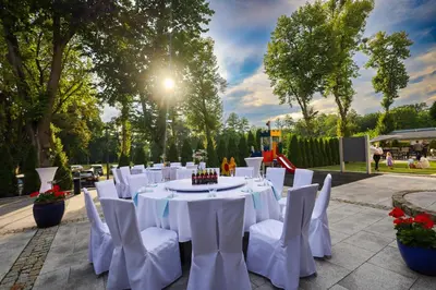 Ogród w obiekcie Hotel Zamek Lubliniec