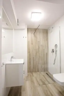 Łazienka w obiekcie Ośrodek Wypoczynkowy AKWA Marina