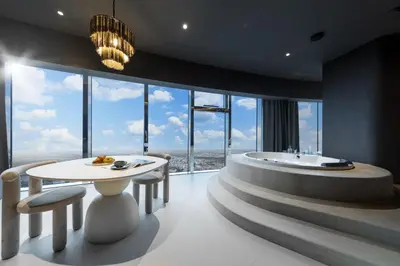 Plan piętra w obiekcie Apartamenty z Jacuzzi w Sky Tower
