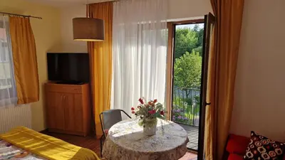 Telewizja i/lub zestaw kina domowego w obiekcie Apartamenty u Ani