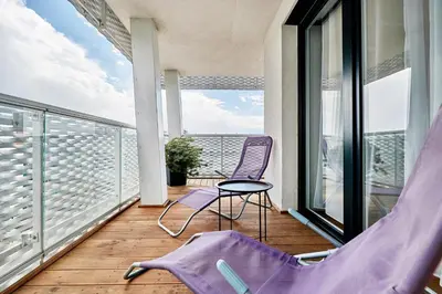 Balkon lub taras w obiekcie Apartment Wroclaw Sikorskiego with FREE GARAGE by Renters Prestige