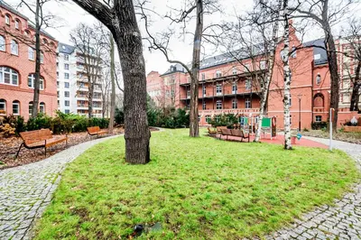 Ogród w obiekcie Rent like home - Księcia Józefa Poniatowskiego 2