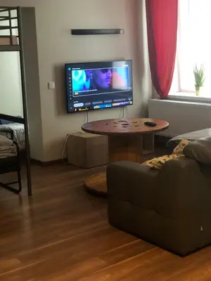 Telewizja i/lub zestaw kina domowego w obiekcie Dmowskiego blisko Rynku