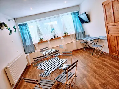 Część wypoczynkowa w obiekcie Hostel Polskie Wrota