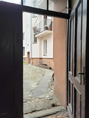 Budynek, w którym mieści się apartament