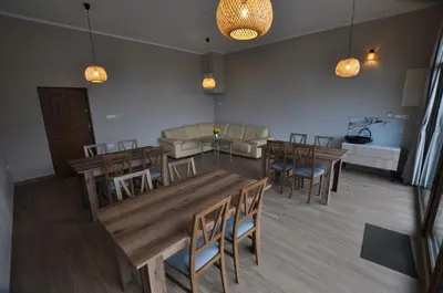 Restauracja lub miejsce do jedzenia w obiekcie Apartamenty Sowiogórskie