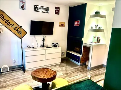 Telewizja i/lub zestaw kina domowego w obiekcie Wałbrzych blisko Teatru