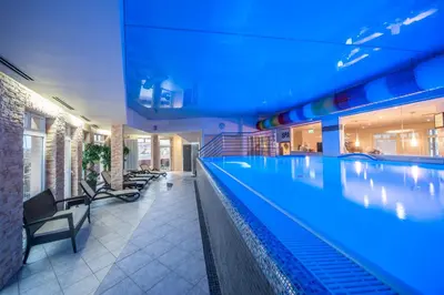 Basen w obiekcie Sky Business Hotel lub w pobliżu