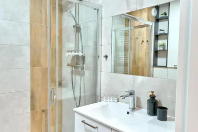 Łazienka w obiekcie LAGUNA Apartament Polanica Residence 13 z garażem -SPA