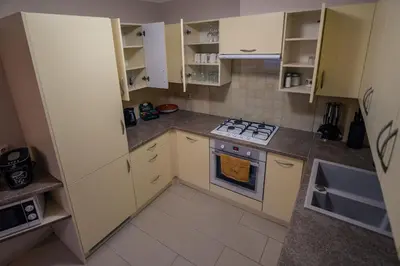 Kuchnia lub aneks kuchenny w obiekcie Apartament Tuzanocuj