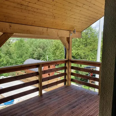 Balkon lub taras w obiekcie Domki Dzika Orlica