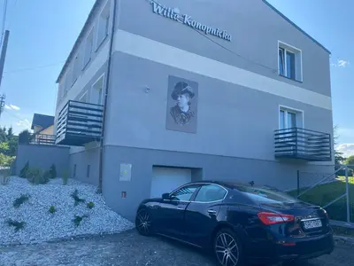 Budynek, w którym mieści się apartament