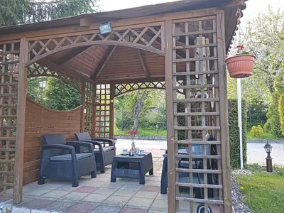 Ogród w obiekcie Bursztynowy Apartament