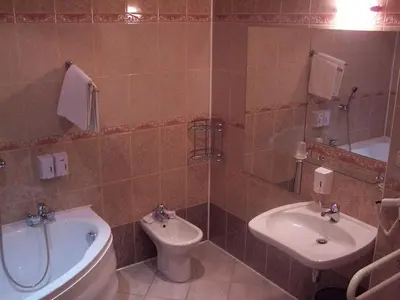 Łazienka w obiekcie Hotel Restauracja Tawerna Gliwice - duży parking gratis