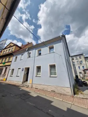 Budynek, w którym mieści się apartament