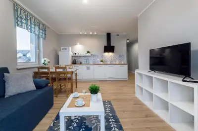 Kuchnia lub aneks kuchenny w obiekcie Apartament Liliowa 4 z tarasem