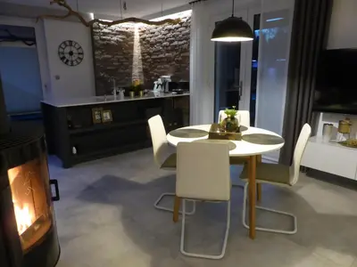 Kuchnia lub aneks kuchenny w obiekcie N39 - Apartament z JACUZZI i Kominkiem przy Lesie - Moszna