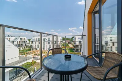 Balkon lub taras w obiekcie Villa Nova Lux Apartment Wrocław Kowale by Noclegi Renters