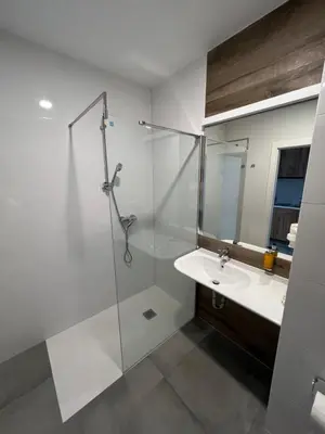 Łazienka w obiekcie Aparthotel Apartamenty Czarna Góra 140