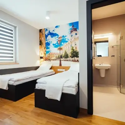 blue hotel