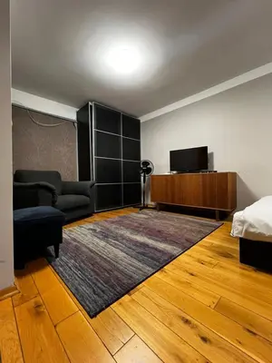 Telewizja i/lub zestaw kina domowego w obiekcie Klimatyczny apartament dla dwojga w sercu Starówki
