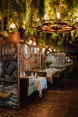 Restauracja lub miejsce do jedzenia w obiekcie Apartamenty Kapitańskie - Pływające