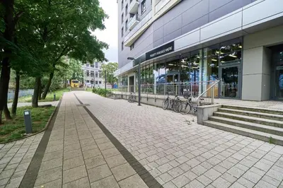 Budynek, w którym mieści się apartament