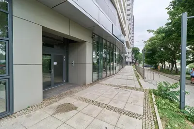 Budynek, w którym mieści się apartament