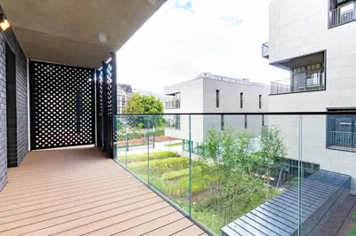 Balkon lub taras w obiekcie WrocApartments CityCenter - Parking Free