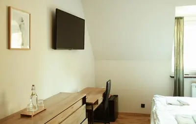 Telewizja i/lub zestaw kina domowego w obiekcie FORREST
