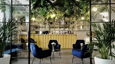 Część wypoczynkowa w obiekcie Hotel Made in Napoli by Siervo Międzybórz
