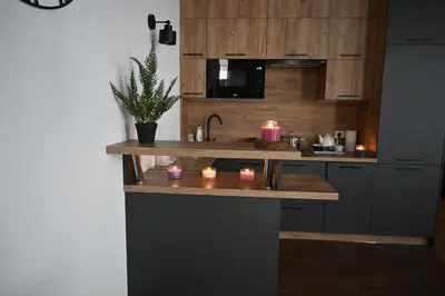 Kuchnia lub aneks kuchenny w obiekcie ApartHotel Legnica - apartamenty z aneksem kuchennym