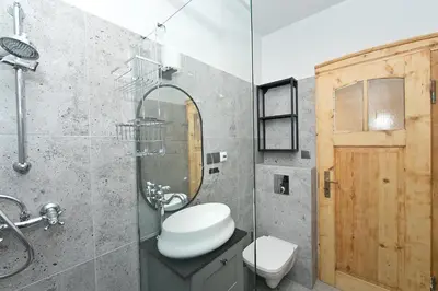 Łazienka w obiekcie Apartamenty Stara Apteka