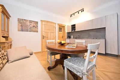 Kuchnia lub aneks kuchenny w obiekcie Apartamenty Stara Apteka