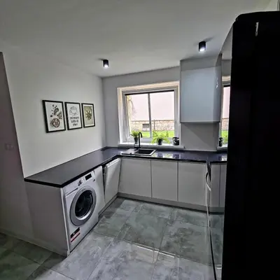 Kuchnia lub aneks kuchenny w obiekcie APARTAMENT PRZY RONDZIE