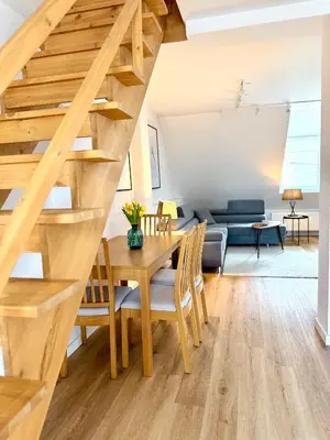 Część wypoczynkowa w obiekcie Apartament 75m DWUPOZIOMOWY z darmowym PARKINGIEM w centrum Kłodzka