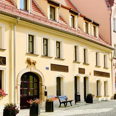 Budynek, w którym mieści się apartament