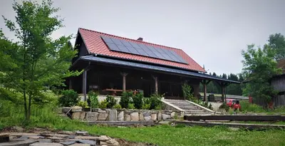 Ogród w obiekcie Chata nad Dziką Orlicą z jacuzzi