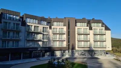 Budynek, w którym mieści się apartament