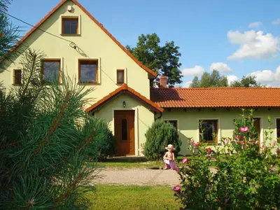 Ogród w obiekcie Agroturystyka Tam Gdzie Sosny