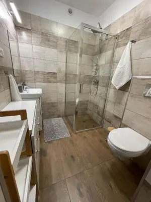 Łazienka w obiekcie Apartament w Stroniu