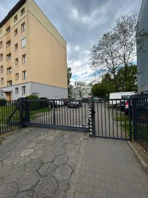 Budynek, w którym mieści się apartament
