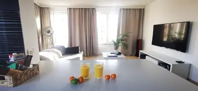 Telewizja i/lub zestaw kina domowego w obiekcie Sweet Lime Apartments Kaszubska