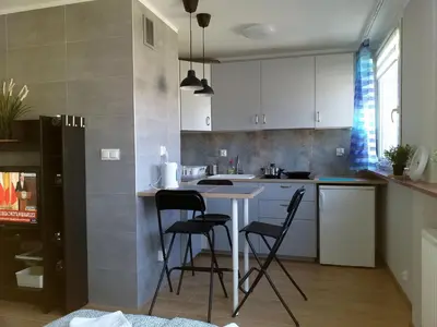 Kuchnia lub aneks kuchenny w obiekcie Apartament Centrum 32m2 Kłodzko - Przyjaciół Ziemi Kłodzkiej - Spokój, Cisza, Bliskość Atrakcji