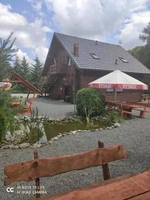 Budynek, w którym mieści się apartament