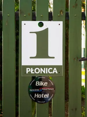 Certyfikat, podpis lub inny dokument wystawiony w obiekcie Płonica 1