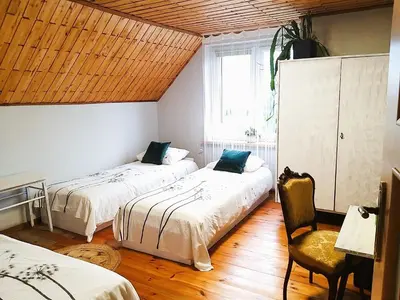 Łóżko lub łóżka w pokoju w obiekcie M&E Cztery pory roku Szklarka 25A