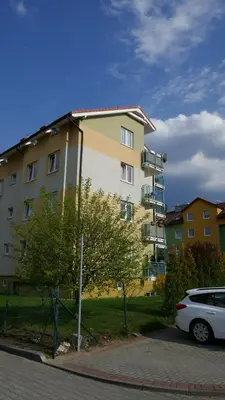 Budynek, w którym mieści się apartament