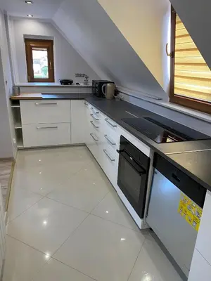 Kuchnia lub aneks kuchenny w obiekcie Apartament W46B Deluxe w Bielawie Góry Sowie
